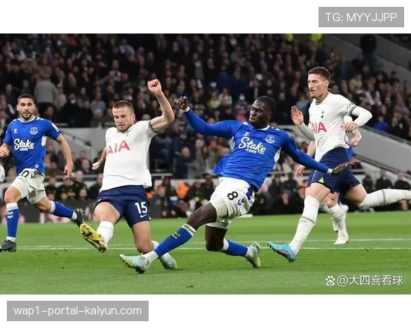 埃弗顿防守纪律性有提升 但进攻端缺乏稳定得分点支撑 埃弗顿防守纪律性有提升 但进攻端缺乏稳定得分点支撑